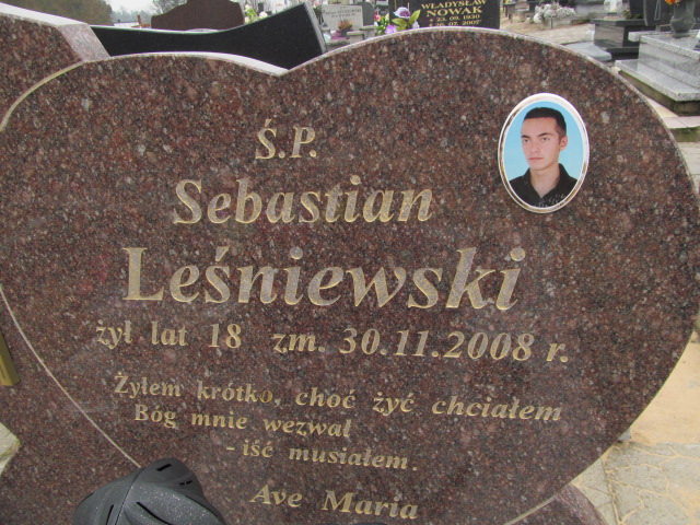 Sebastian Leśniewski 1990 Lipno Złotopole - Grobonet - Wyszukiwarka osób pochowanych