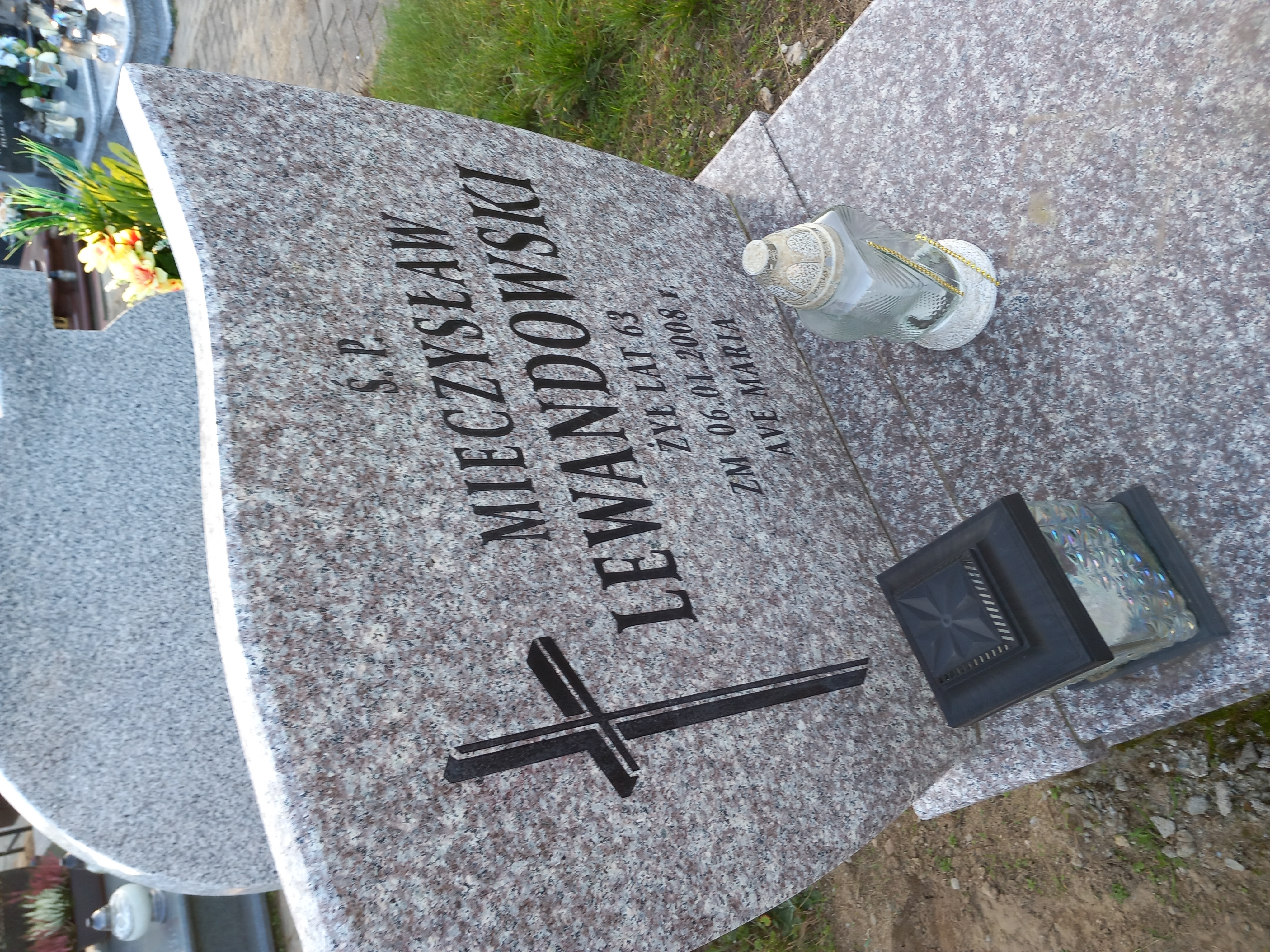Grób Mieczysław Lewandowski